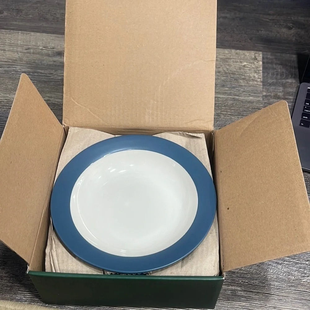 4 Noritake colorware collection plate for soup